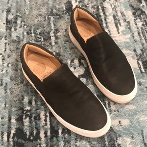 Vince Camuto black slip-ons